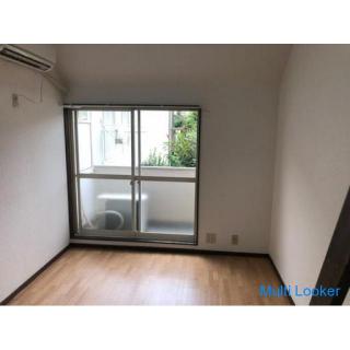 Haustierberatung verfügbar. Wenn Sie diesen Monat einen Vertrag haben, können Sie mit einem anfängli