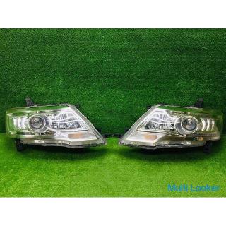 Nissan C25 Serena Late Stage Scheinwerfer beschichtet