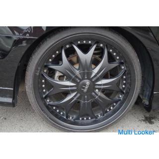 Ein sehr beliebter Minivan mit niedrigem Dach! Honda Odyssey!