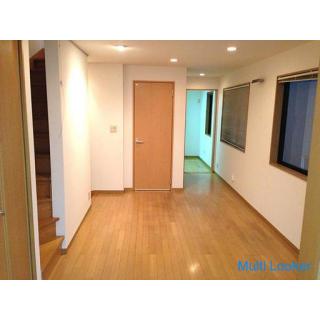 Rekrutierung von Trinkfreunden Jeden Abend eine Trinkparty im Gemeinschaftshaus eines Getränkeliebha