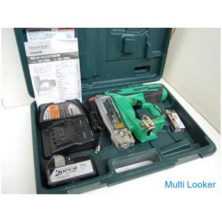 Hitachi Koki Akku-Nagelmaschine NP18DSL 18V Exklusivkoffer, Ladegerät, Akku mit Hitachi Koki Elektro