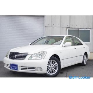 Toyota Crown Royal Saloon