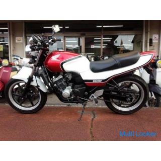 Honda JADE Wassergekühlter 4-Takt 16-Ventil 4-Zylinder 250ccm Bandlängenschalldämpfer CBX Farbe