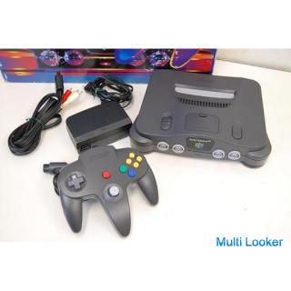 Nintendo 64-Netzteil, AV-Kabel und Controller enthalten