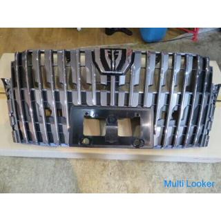 Toyota Esquire Frontgrill M320-28023 Neues unbenutztes Teil