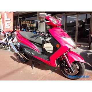 Yamaha Cygnus 125 XSR SE44J spätes Modell 4 Zyklus FI Auto mit Diebstahlalarm rot