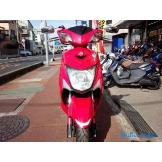 Yamaha Cygnus 125 XSR SE44J spätes Modell 4 Zyklus FI Auto mit Diebstahlalarm rot