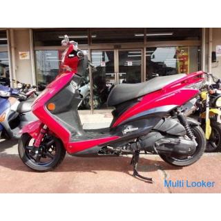 Yamaha Cygnus 125 XSR SE44J spätes Modell 4 Zyklus FI Auto mit Diebstahlalarm rot