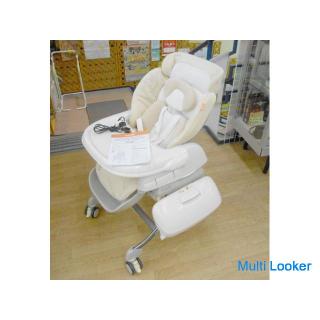 Combi Roanju Elektrischer Schaukelständer High & Low Schaukelständer RU-700 Autoschaukel Neugebo