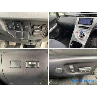 2013 Prius G Touring Selection: 18,000km