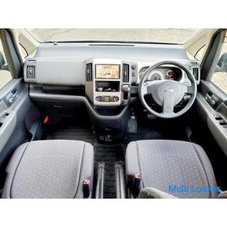 Serena ☆ 60.000 km tatsächlich laufen ☆ Festplattennavigation ☆ Digitales terrestrisches Fernsehen ☆