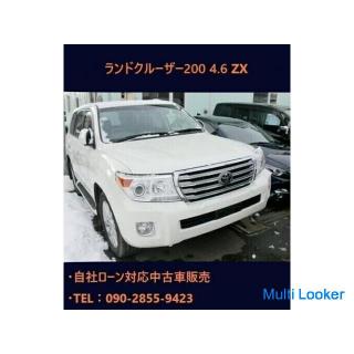 ● Kompatibel mit Eigenkrediten ● Land Cruiser 200 4.6 ZX registriert im Dezember 2013