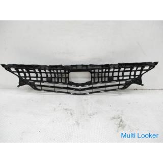 2013 Toyota Prius α ZVW40W Kühlergrill