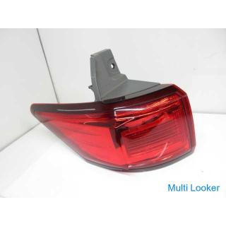 2012 Elgrand TE52 Linke Hecklinse