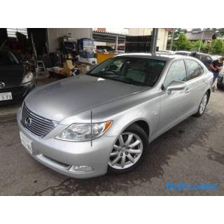 Lexus LS460 * Leder * HID * Smart Key * Reine Navigation * B Kamera * CD * ETC * PW / Luftsitz * Pur