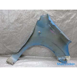 Toyota Passo KGC30 links Kotflügel