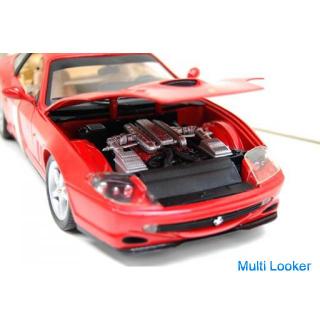 Hot Wheels Ferrari 550 Maranello Modell rot Figur im Maßstab 1:18