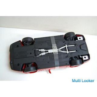 Hot Wheels Ferrari 550 Maranello Modell rot Figur im Maßstab 1:18