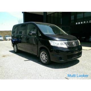 2009 Nissan Serena - 61.000 km.