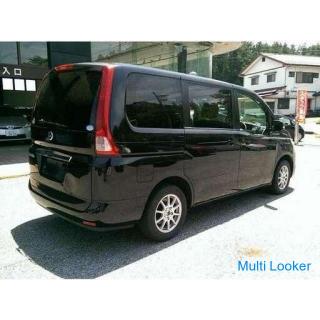 2009 Nissan Serena - 61.000 km.