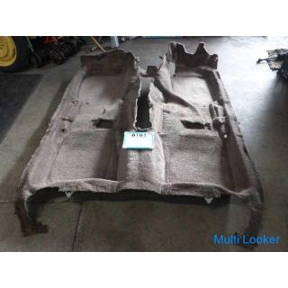 Toyota Crown MS137 Bodenteppich