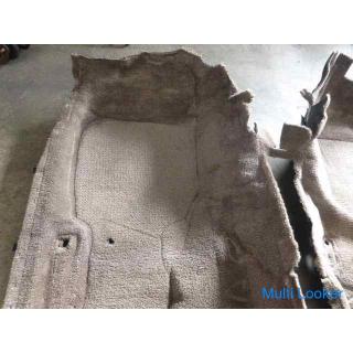 Toyota Crown MS137 Bodenteppich