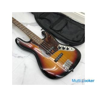 Ein Set E-Gitarre und Verstärker!