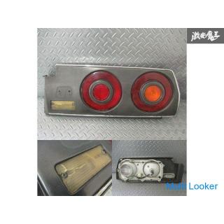 Nissan original GC211 HGC211 Skyline Japan GT späte Rückleuchte links und rechts mit Heckverkleidung