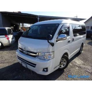 Toyota Hiace * Chief * 10-Sitzer * HID * Keyless * Left Power Sla * Navi * Ein Seg-TV * DVD * CD * E