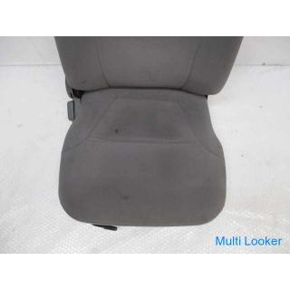 2013 Isuzu Elf TKG-NHR85AN Fahrersitz