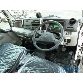 2020 Canter 2 Tonnen flache Karosserie alle Niederflur-Fahrzeuginspektion 4. März 5MT BT Audio links