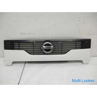 Nissan Atlas SZ2F24 F24 Kühlergrill 62320-MA000