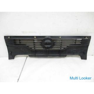 Nissan Atlas SZ2F24 F24 Kühlergrill 62320-MA000