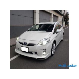 Toyota Prius S 106.000 km. Ken-Stilspezifikation Externer 18AW Lederähnlicher Sitzbezug Xenon- und L