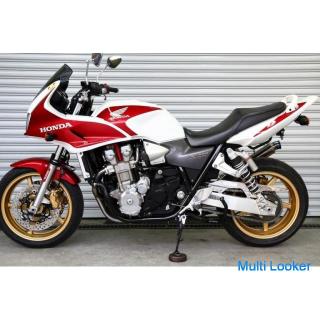 CB1300 Super Four / CB1300SF / 32.540 km. / Mit ETC / ABS-Spezifikation Auto / Titan-Schalldämpfer /