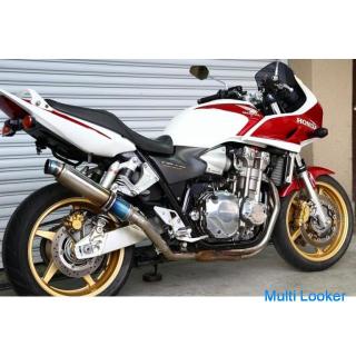 CB1300 Super Four / CB1300SF / 32.540 km. / Mit ETC / ABS-Spezifikation Auto / Titan-Schalldämpfer /