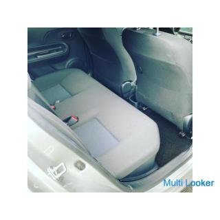 Toyota! Aqua! hybrid! Kilometerstand 4000 km mit Rekordbuch!