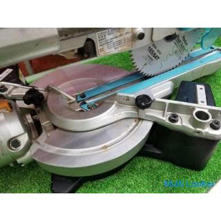 Makita TD322 Tischkreissäge * Leichter Schaden [Rerise Noda Atago store] [Over-the-counter Transacti