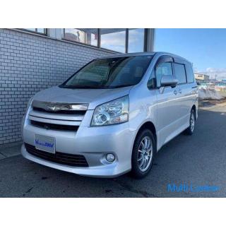 TOYOTA Noah SI 4WD ★ Digitales terrestrisches TV DVD HDD Navigation 8-Sitzer