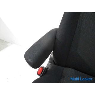 2014 Toyota Voxy ZWR80G R80 Beifahrersitz