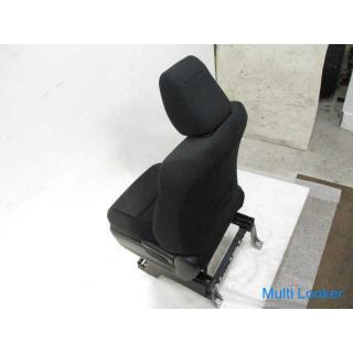 2014 Toyota Voxy ZWR80G R80 Beifahrersitz