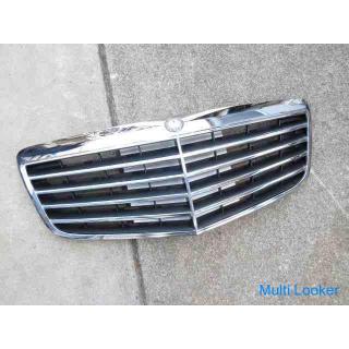 2004 Mercedes W211 E320 mit externem Grillemblem