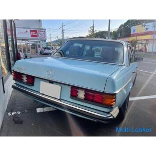 Mercedes Benz W123 230E Gut! Guter Abschluss! Western Car China Blue Old Car Youngtimer Surf Trip