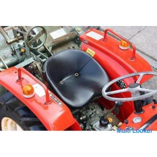 Yanmar Traktor YM1500D 4WD 15PS [Landwirtschaftliche Geräteplattform] [Traktor]