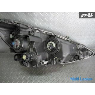 Toyota Original NHP10 Aqua Mittelfristiges Halogen-Scheinwerferglas links