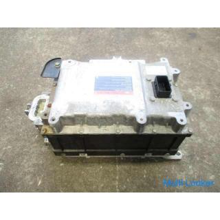 Nissan Fuga HY51 Hybrid-Wechselrichter