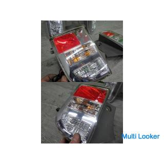 2012 Toyota Isis ZGM10W Late Original klare LED Rückleuchte Links und rechts 4-teiliges Set KOITO 44