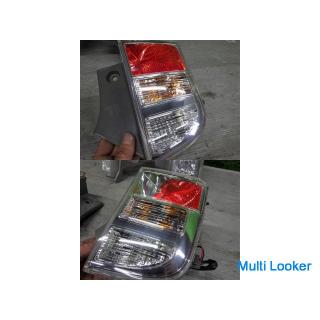 2012 Toyota Isis ZGM10W Late Original klare LED Rückleuchte Links und rechts 4-teiliges Set KOITO 44