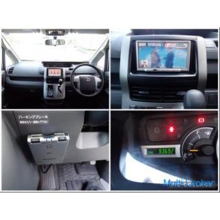 Toyota Noah ☆ Klasse YY ☆ Für draußen! ☆ Keyless ☆ Carrier ☆ ETC ☆ DTV ☆ Externe Navigation