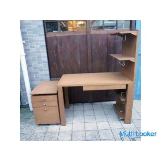 Es ist ein Buona Scelta Schreibtisch Wagen von Karimoku (Karimoku Möbel)! Das schlichte Design kann 